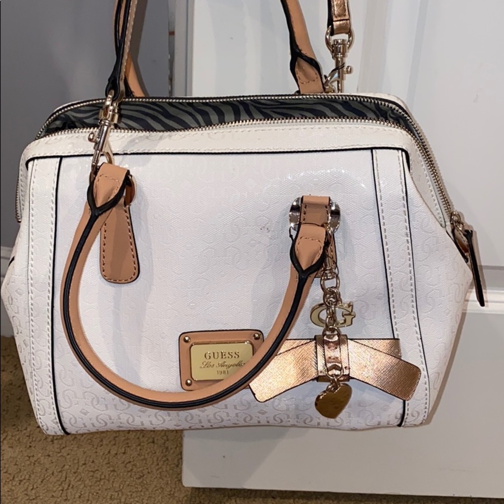 Guess white hand bag/ cross body